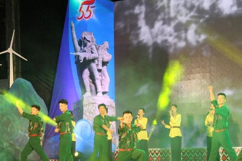 Kỷ niệm 55 năm Ngày Chiến thắng Khe Sanh - Giải phóng Hướng Hóa: Vang mãi bản anh hùng ca