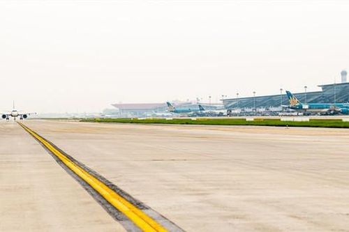 Xuất hiện nhiều nguy cơ mất an toàn bay: Hàng không họp khẩn để siết