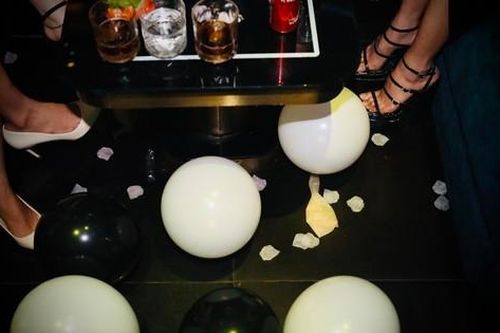 Cảnh sát 'đột kích' quán bar ở trung tâm TPHCM