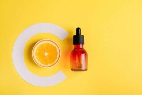 Sai lầm khi dưỡng da với vitamin C khiến da sạm đen, xỉn màu