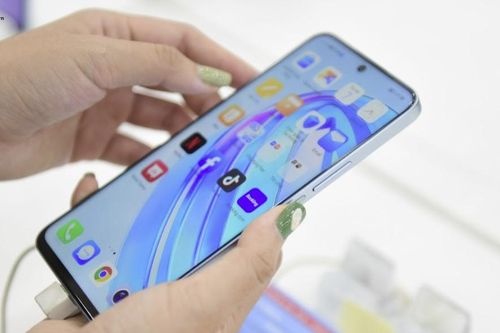 Mở bán smartphone Honor X8a