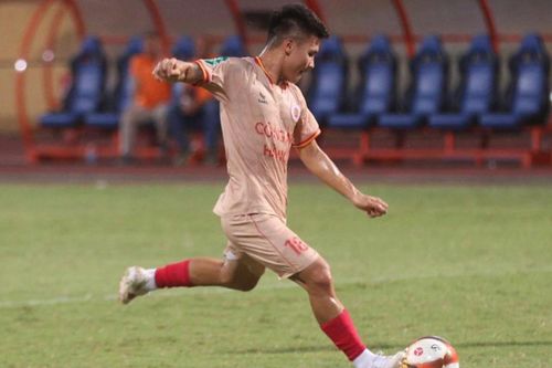 Quang Hải và Pau FC đã đúng khi chia tay nhau