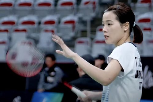 Nguyễn Thùy Linh thua tay vợt số 1 thế giới ở tứ kết giải Canada mở rộng