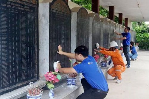 Chương Mỹ chỉnh trang Đài tưởng niệm các Anh hùng liệt sĩ