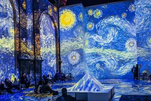 Tiếp cận 'tinh hoa hội tụ' tại triển lãm 'Van Gogh: The Immersive Experience'