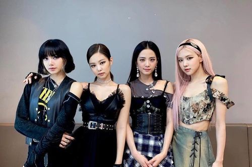 Nghi vấn có 'bot' trong đợt bán vé concert BlackPink