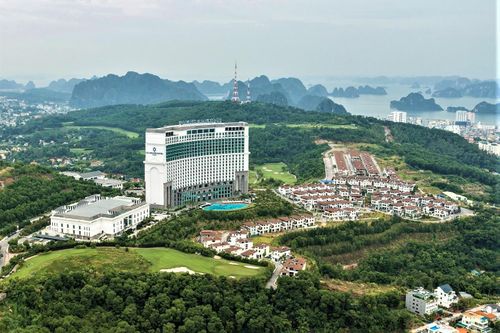 Sau đề nghị thu hồi, FLC nộp bổ sung 100 tỷ tiền đất dự án ở Hạ Long