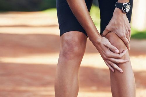 Những thói quen hằng ngày đang tổn hại đầu gối