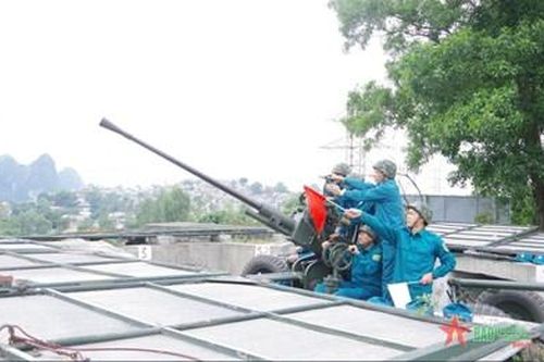Ban CHQS Công ty Tuyển than Hòn Gai-Vinacomin nâng cao chất lượng đội ngũ lực lượng tự vệ