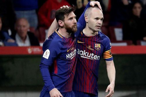 Huyền thoại Barcelona tới Thái Lan thi đấu?