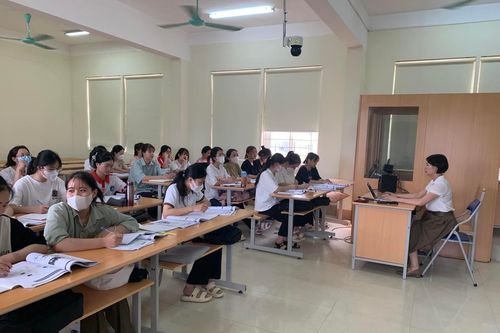Bắt kịp xu hướng nghề nghiệp khi lựa chọn nhóm ngành Ngôn ngữ