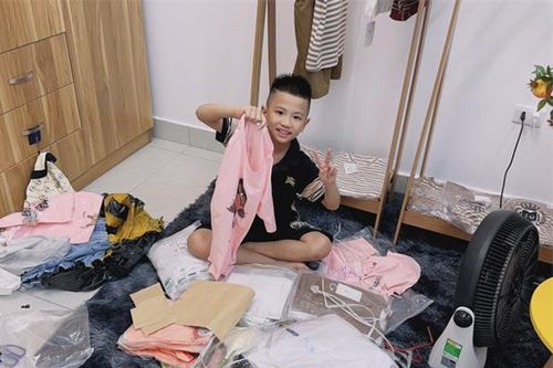 Cậu bé lớp 3 khởi nghiệp online, lấy tiền lãi để giúp đỡ các bạn nhỏ mồ côi, khó khăn