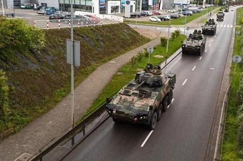 THẾ GIỚI 24H: Ba Lan điều hàng nghìn binh lính và thiết giáp tới biên giới Belarus