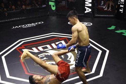 Trần Ngọc Lượng đánh bại đệ tử Johnny Trí Nguyễn trên sàn MMA Lion Championship 07