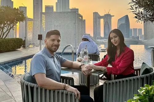 Những 'nỗi khổ' của cô gái lấy chồng triệu phú