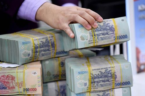Tạm dừng giao dịch với tài khoản ngân hàng nhận nguồn tiền đáng ngờ