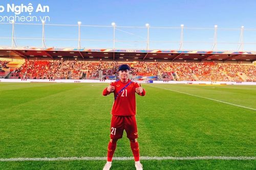 Cô gái dân tộc Thái quê Nghệ An dự World Cup bóng đá nữ
