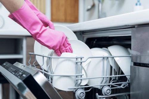 Nhiệt độ chính xác để chạy máy rửa bát giúp tiết kiệm tiền nhưng vẫn làm sạch bát đĩa