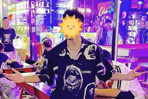 Rapper từng làm bảo vệ, sống ở tầng hầm 5 tháng để kiếm tiền trang trải