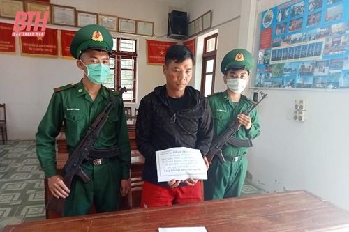 Bắt 2 đối tượng tàng trữ trái phép chất ma túy
