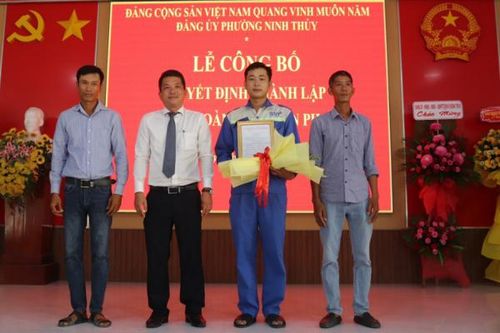 Ninh Hòa: Quan tâm phát triển Đảng trong đơn vị kinh tế tư nhân