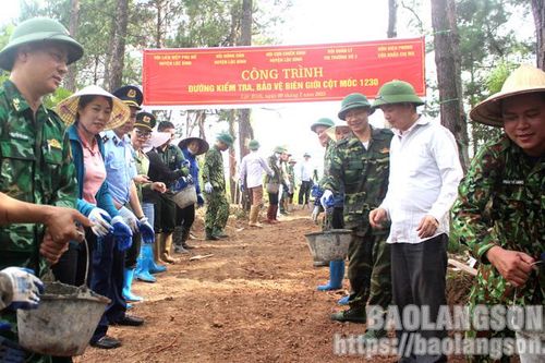 Khởi công xây dựng công trình đường lên cột mốc 1230 tại huyện Lộc Bình