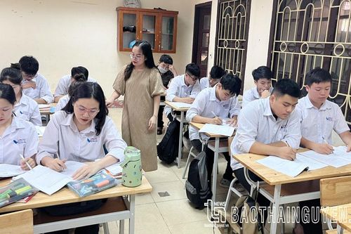 Thấp thỏm khi tăng lương