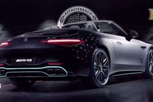 Mercedes ra mắt phiên bản xe đua
