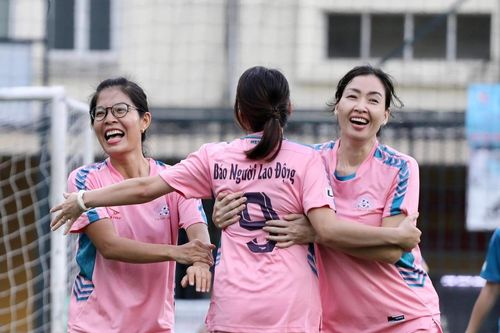 Giải bóng đá Hội Nhà báo TPHCM: HTV bảo vệ thành công chức vô địch