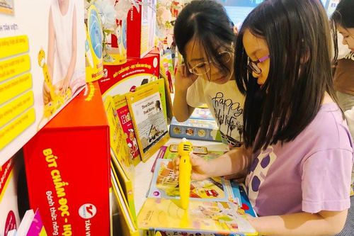Phương tiện mới giúp trẻ đọc sách
