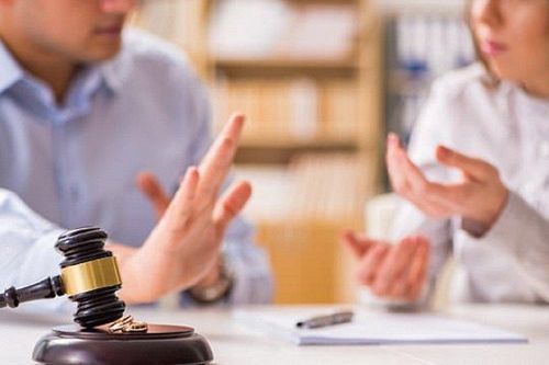 Chuẩn bị ly hôn phát hiện chồng có 'quỹ đen', có được coi là tài sản chung?