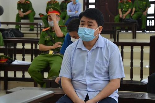 Cựu Chủ tịch Hà Nội Nguyễn Đức Chung bị truy tố trong vụ nâng khống giá cây xanh