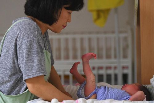 Hàn Quốc: Số 'trẻ sơ sinh ma' trong diện điều tra tăng