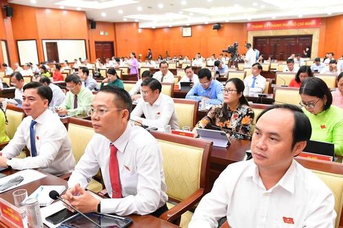 Tăng cường giải quyết đơn thư khiếu nại, tố cáo của cử tri