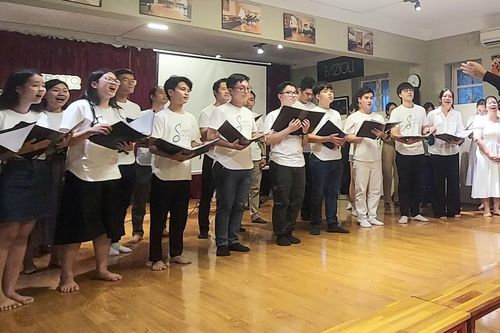 Dàn hợp xướng Gió Xanh mở 'vòng tròn' kỳ diệu…