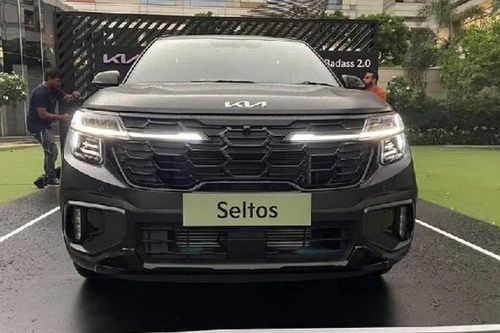 Kia Seltos 2024 cải tiến nhiều trang bị xuất hiện tại Ấn Độ