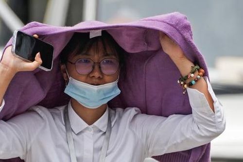 Nhiệt độ cao kỷ lục, Bắc Kinh cấm làm việc ngoài trời