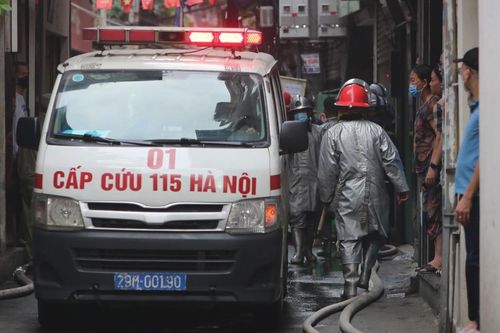 Những cái chết thương tâm bên trong nhà ống bị khói lửa bao trùm