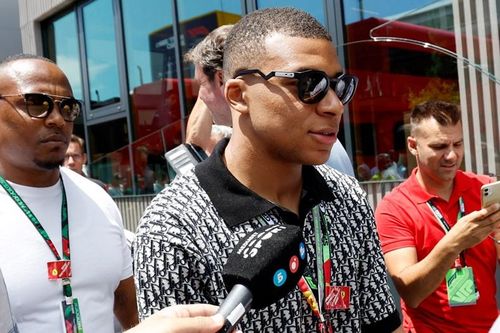 Mbappe được yêu cầu rời PSG, lộ sự thật phũ phàng