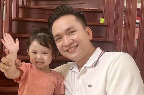 BTV Hạnh Phúc VTV lần đầu tiết lộ vợ là giáo viên Văn-Sử kiêm MC