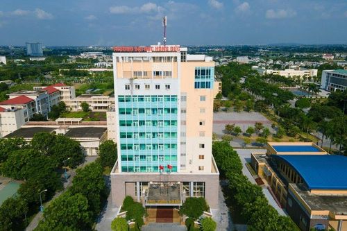 Tiến sĩ phá cửa phòng kế toán nhà trường trộm 128 triệu đồng