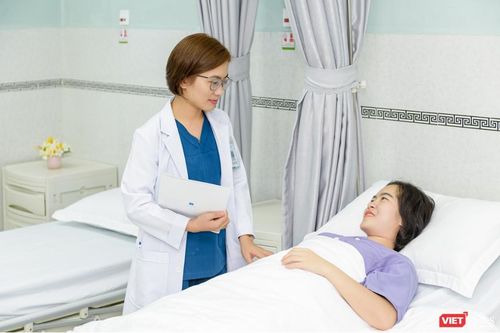 Biến giấc mơ làm cha mẹ của những 'chiến sĩ áo trắng' thành hiện thực: Lời tri ân ý nghĩa