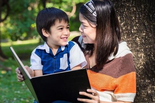 Tại sao cần xây dựng thói quen đọc sách sớm cho trẻ?