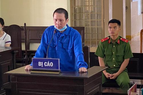 Bác sĩ nha khoa 'dỏm' nhận án tù