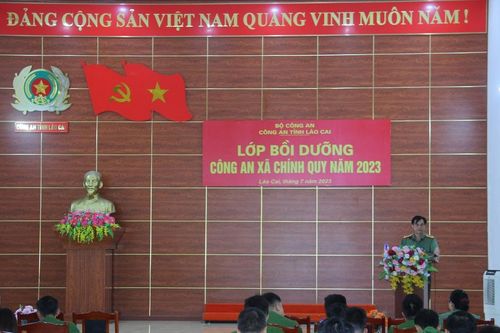 92 cán bộ, chiến sỹ được bồi dưỡng nghiệp vụ công an xã chính quy