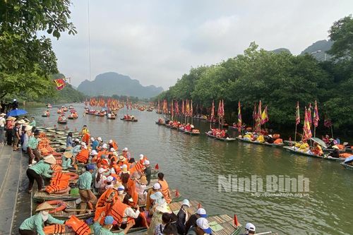 Du lịch tiếp tục là điểm sáng trong tăng trưởng kinh tế