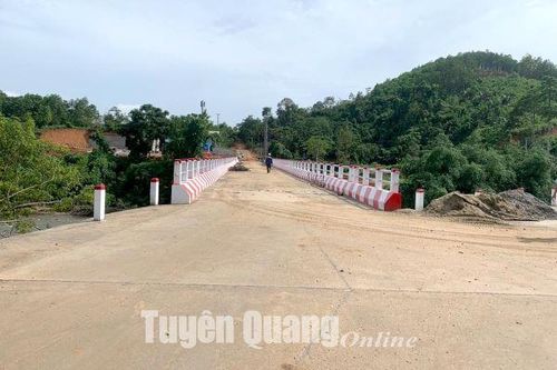 'Bứt phá' ở vùng đồng bào dân tộc thiểu số