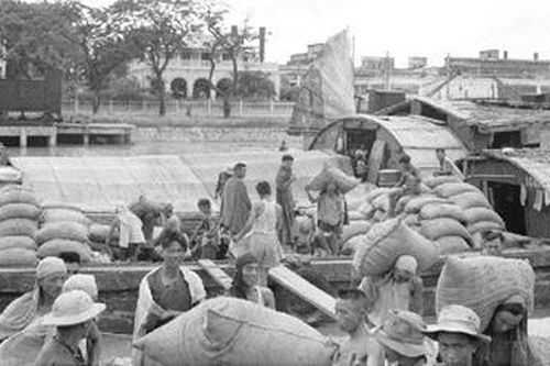 3 nguồn hàng chính của thương nghiệp thời bao cấp