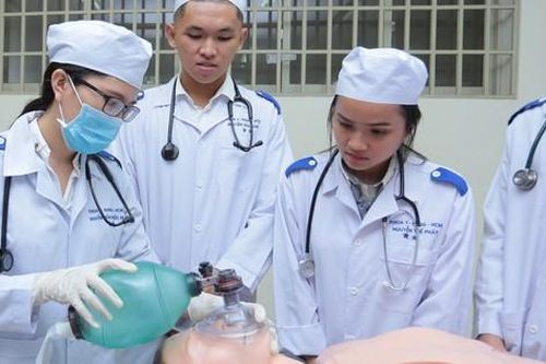 Các bác sĩ tương lai được học và đào tạo như thế nào?