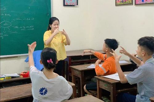 Thắp lửa cho Làng Hy Vọng
